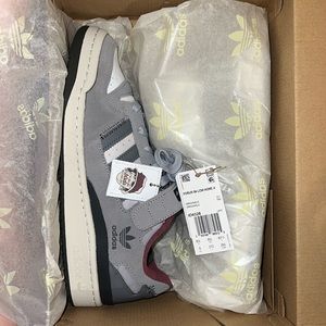 Forum 84 Low Home Alone Sneakers